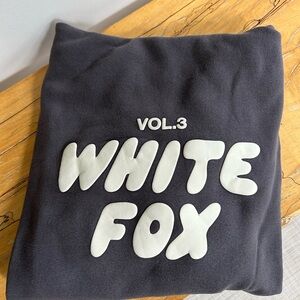 White Fox Sweatshirt charcoal